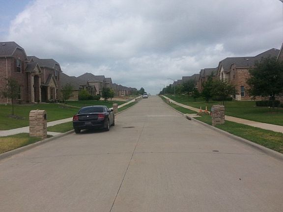 4th image of 812 Trailwood Dr