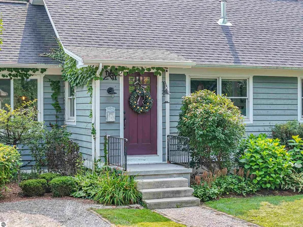 124 Monroe St, Traverse City, MI 49684