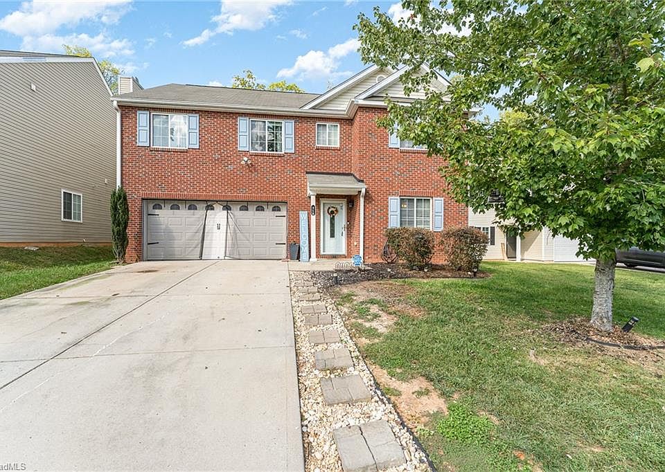 1st image of 719 Hidden Lake Ct