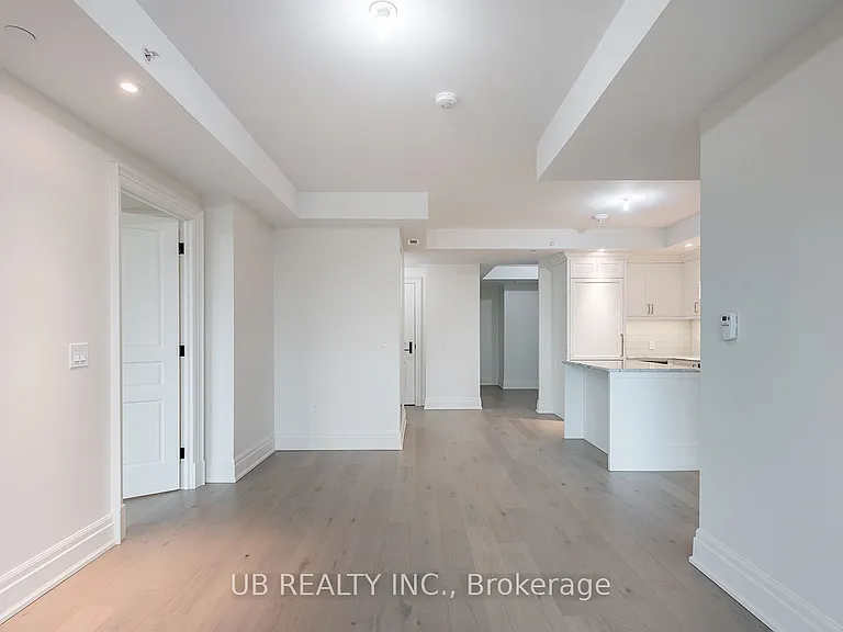 1451 Wellington St W #311 — Photo 7