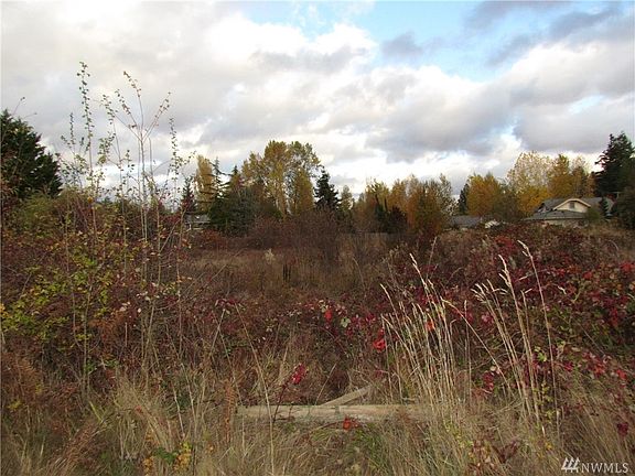 4th image of 9037 18th Ave E