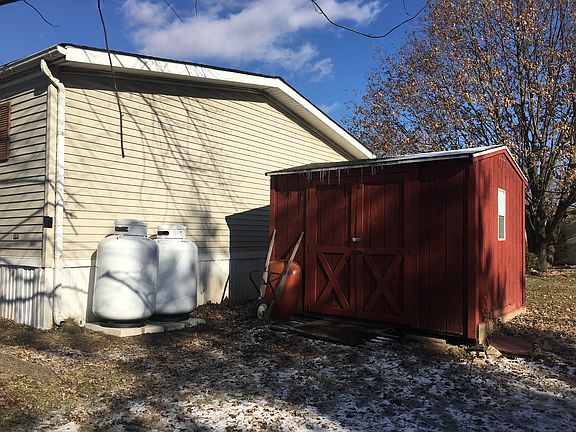 5th image of 172 Bentwood Cir