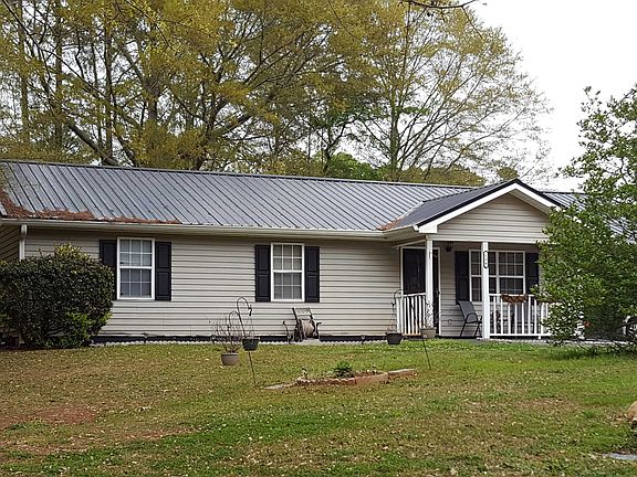 3rd image of 136 Villa Dr