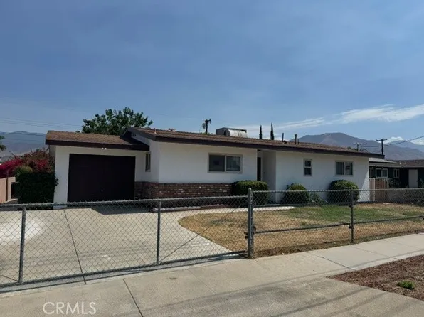 26722 Cypress St, Highland, CA 92346