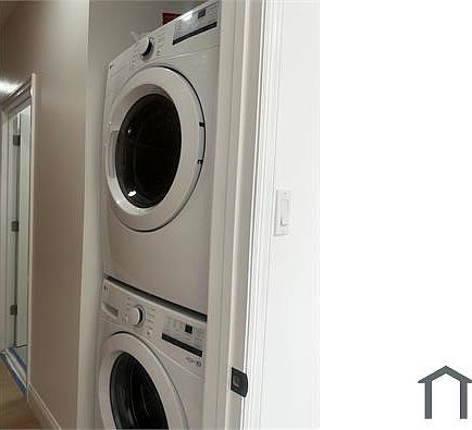 3rd image of 36 S Redfield St #B