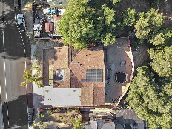 5th image of 727 S 65th St