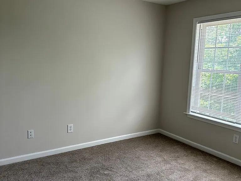 995 Biloxi Ave — Photo 10