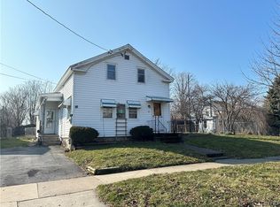 32 E 8th St, Oswego, NY 13126