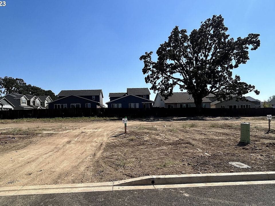 1st image of 1578 NW Tracy St #53