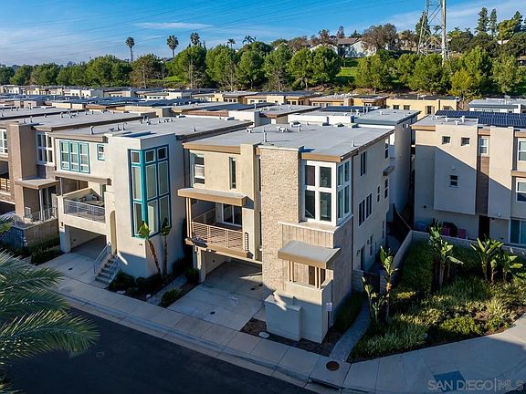 3rd image of 8352 Ridge Ct