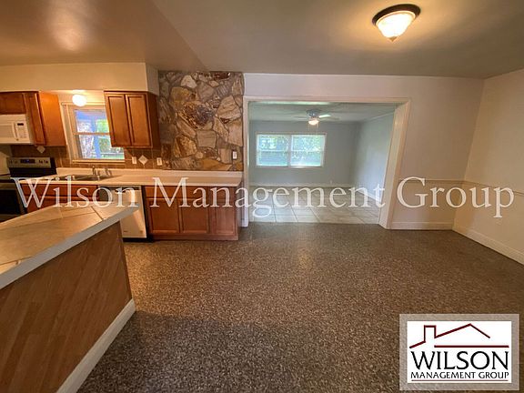 5th image of 2606 Aloma Ave
