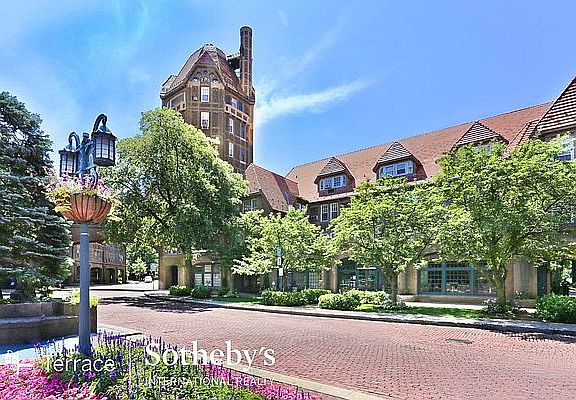 2nd image of 6814 Clyde St