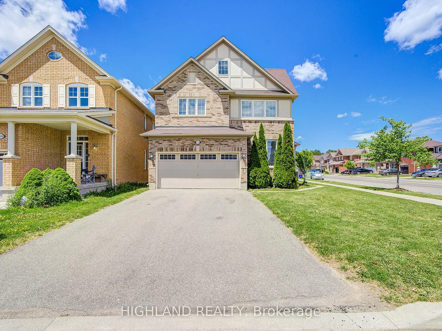 3 bed, $3,590 — Photo 2