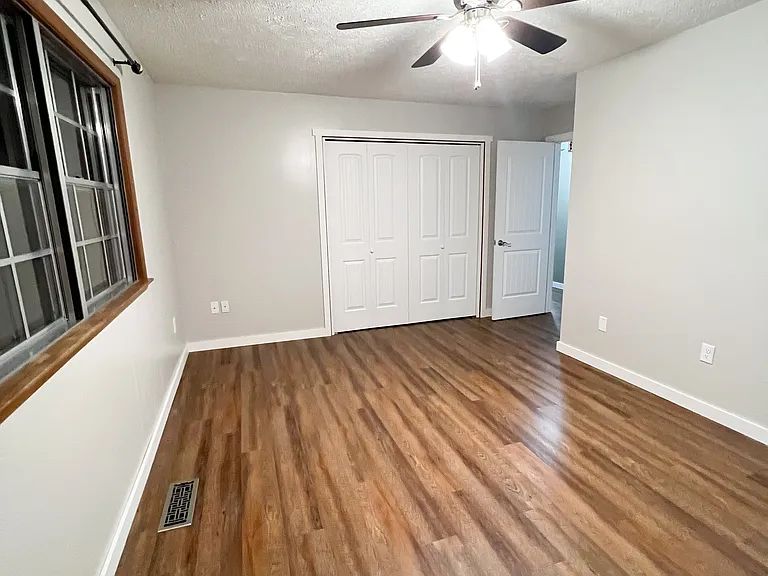 Hill Fawn Ln — Photo 10