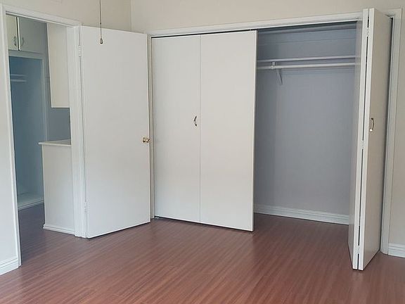 3rd image of 1005 N Curson Ave #8682856