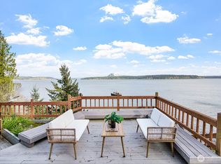 6819 Cliff Avenue SW, Lakebay, WA