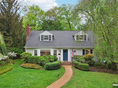 850 Parsons Rd, Ridgewood, NJ, 07450
