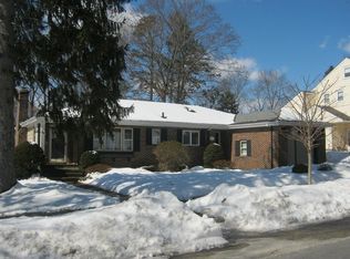 36 Ashmore Rd, Worcester, MA 01602
