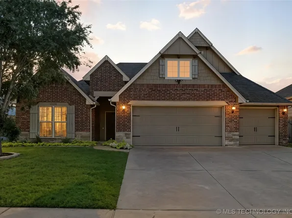 11115 S Adams St, Jenks, OK 74037