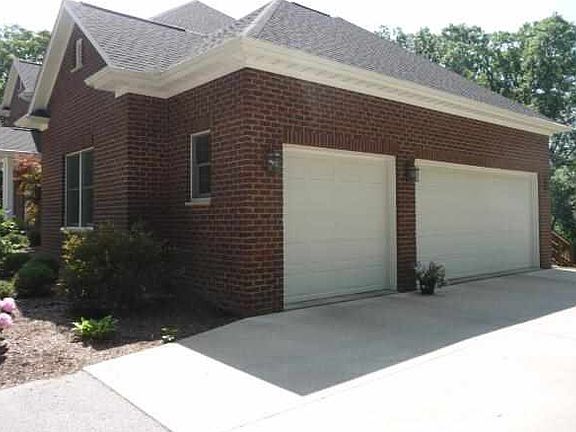 4th image of 1922 Glenwood Dr