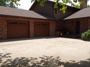 3611 53rd St, Columbus, NE 68601