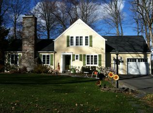 34 Hoffman Rd, New Hartford, NY 13413