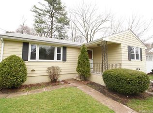 61 Spring St, Glastonbury, CT 06033