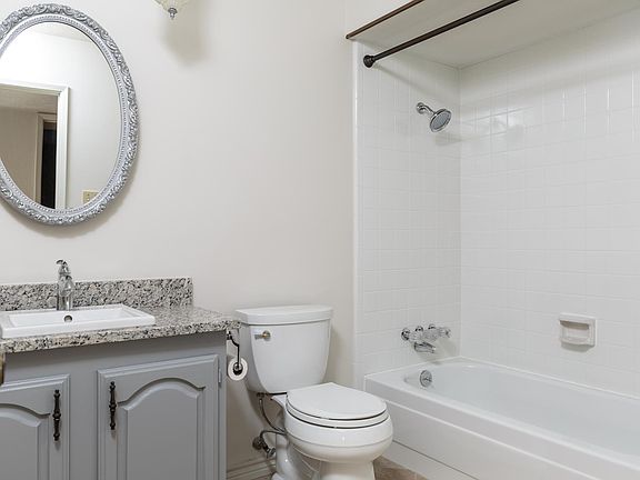 5th image of 6909 Forestview Dr