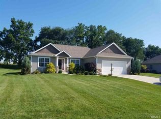 1850 E Ridge Valley Dr, Warsaw, IN 46582