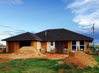 107 Breckenridge Dr, Elk City, OK 73644