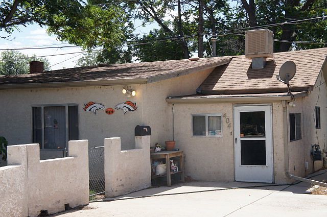 1st image of 404 W Adams Ave