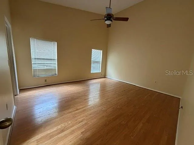 3207 Oakstand Ln — Photo 12