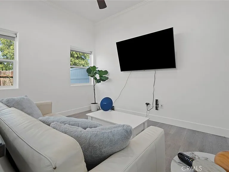 1476 Kenneth Dr — Photo 8