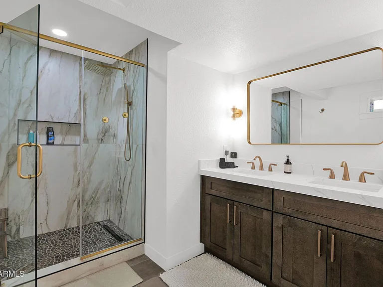 7629 N Via De Los Ninos — Photo 17