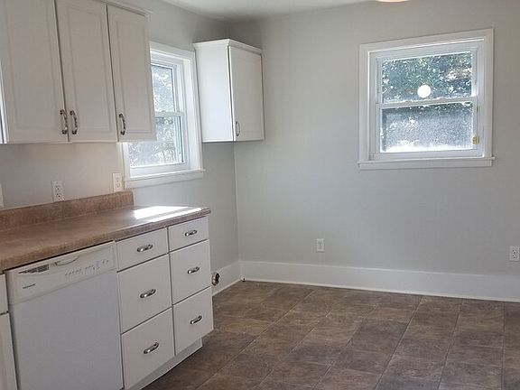 2nd image of 1108 Spears Ave