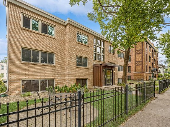 2nd image of 2507 Bryant Ave S APT 1