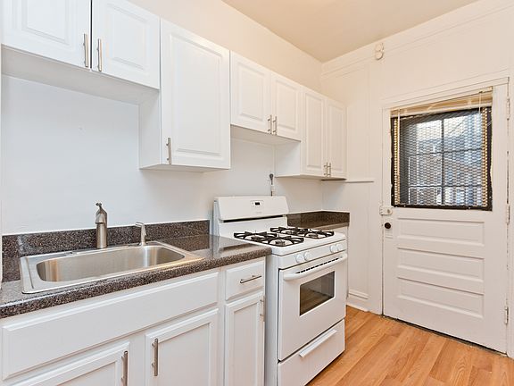 2nd image of 1331 W Touhy Ave #13312S