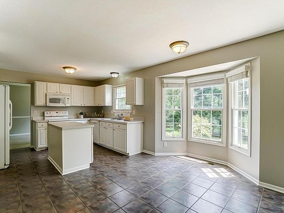 4th image of 6739 Wycliffe Pl