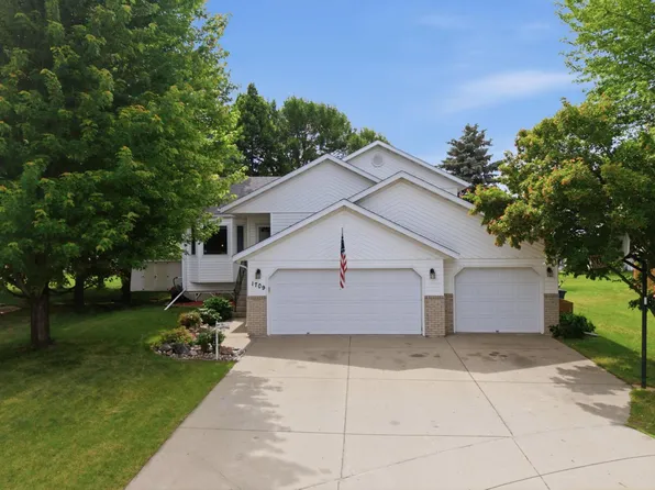 1709-33 1/2 St S, Moorhead, MN 56560