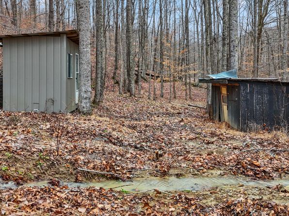 977 Lower Hatcher Creek Rd, Stanton, KY 40380