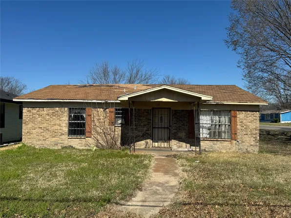 1118 E 13th Ave, Corsicana, TX 75110