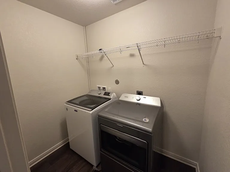 6731 Rosenthal Pass — Photo 8