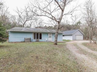 W12216 Deer Path, Hancock, WI 54943