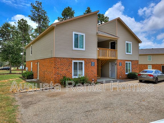 3rd image of 37 Conifer Ct