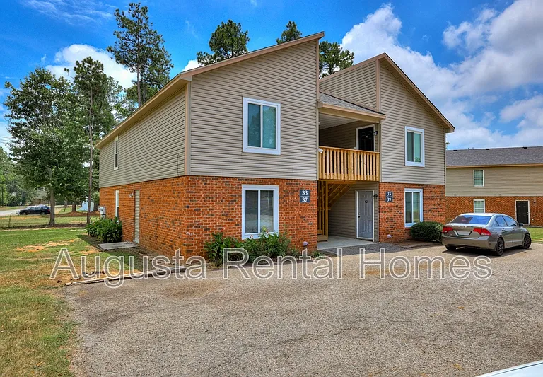 37 Conifer Ct — Photo 3
