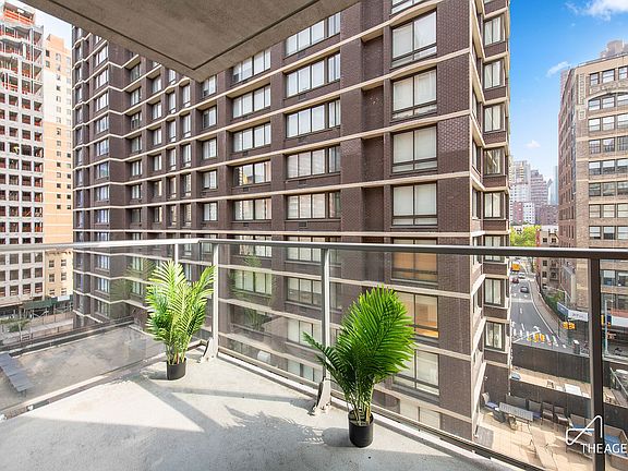 4th image of 303 E 33rd St APT 7A