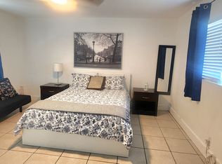 2305 Monroe St APT 8, Hollywood, FL 33020