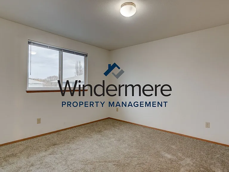 M0963 - 106 S. Main St. — Photo 11
