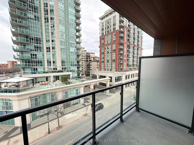 2075 Lakeshore Rd S #415 — Photo 12