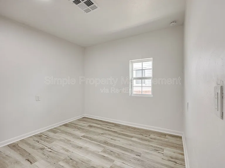 4608 N Libby Ave — Photo 14